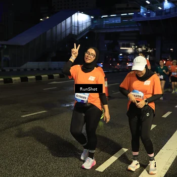 Runner Photo 7911427