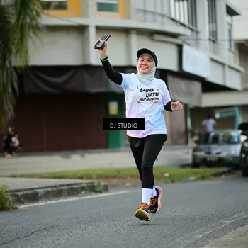 Runner Photo 7911429
