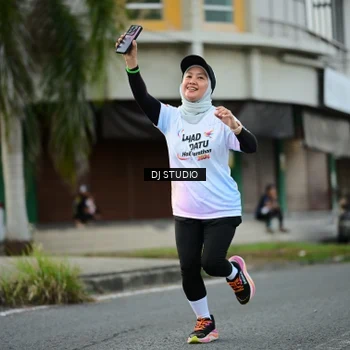 Runner Photo 7911451