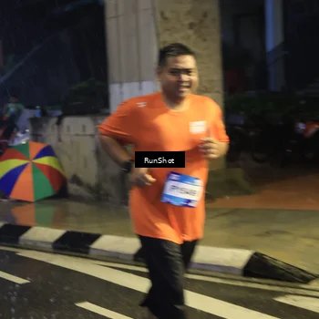 Runner Photo 7911453