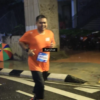 Runner Photo 7911456