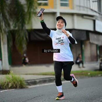 Runner Photo 7911461