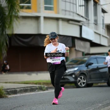Runner Photo 7911473