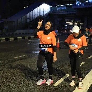 Runner Photo 7911474