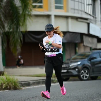Runner Photo 7911490