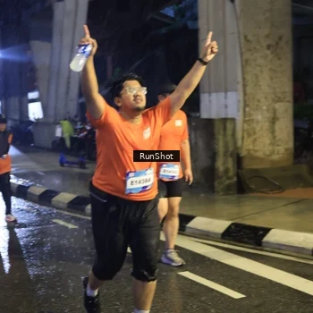 Runner Photo 7911500