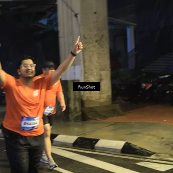 Runner Photo 7911505