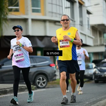 Runner Photo 7911514