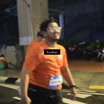 Runner Photo 7911520