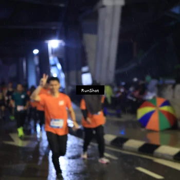 Runner Photo 7911533
