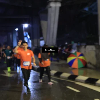 Runner Photo 7911536