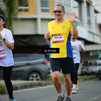 Runner Photo 7911537