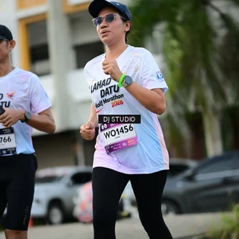 Runner Photo 7911545