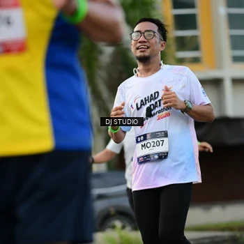 Runner Photo 7911546