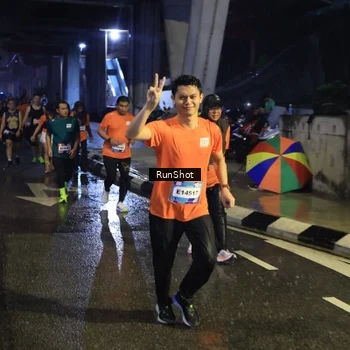 Runner Photo 7911561