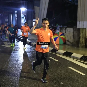 Runner Photo 7911569