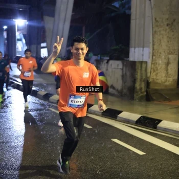 Runner Photo 7911571