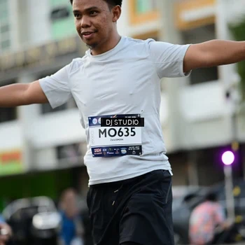 Runner Photo 7911582