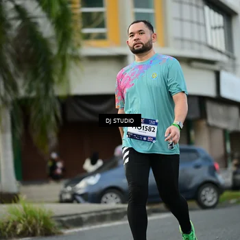 Runner Photo 7911596