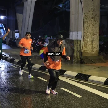 Runner Photo 7911597