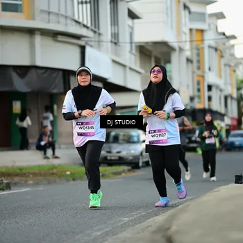 Runner Photo 7911599