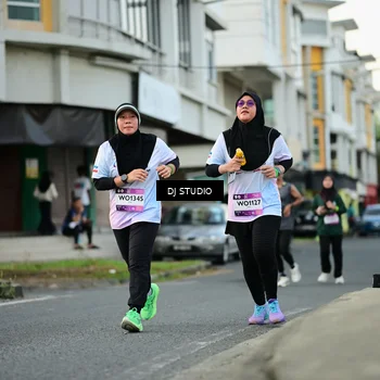 Runner Photo 7911609