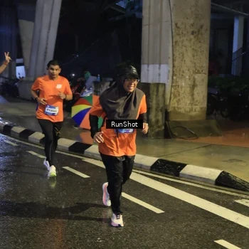 Runner Photo 7911610