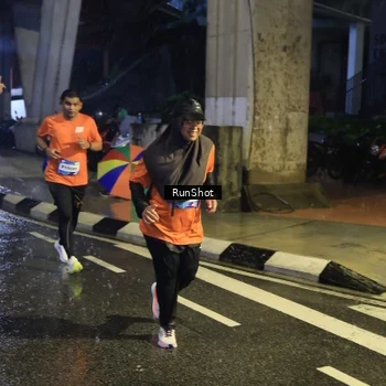 Runner Photo 7911612