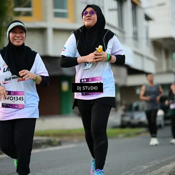 Runner Photo 7911624