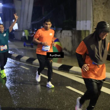 Runner Photo 7911625