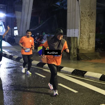 Runner Photo 7911643