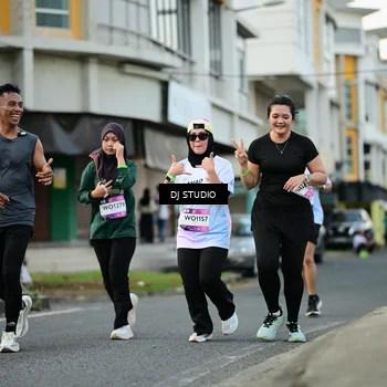 Runner Photo 7911656