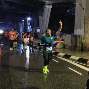 Runner Photo 7911661