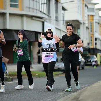 Runner Photo 7911663