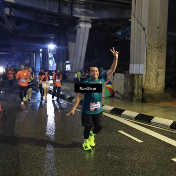 Runner Photo 7911670