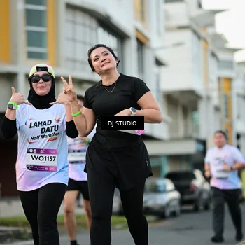 Runner Photo 7911671