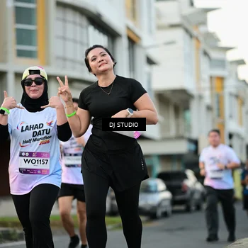 Runner Photo 7911676