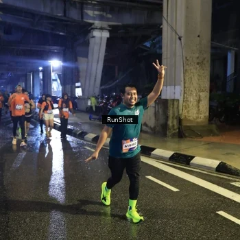 Runner Photo 7911686
