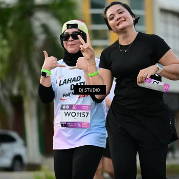 Runner Photo 7911698