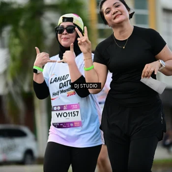 Runner Photo 7911707