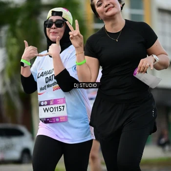 Runner Photo 7911709