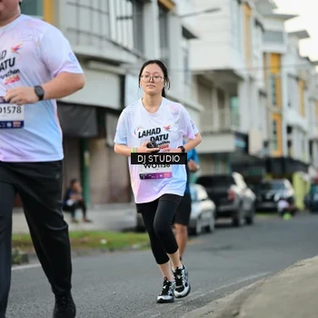 Runner Photo 7911718