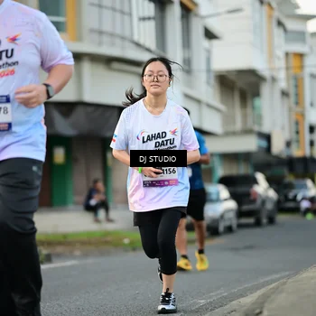 Runner Photo 7911721