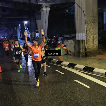 Runner Photo 7911723