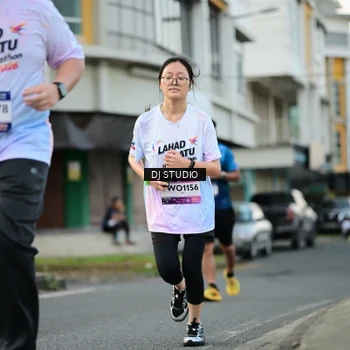 Runner Photo 7911727