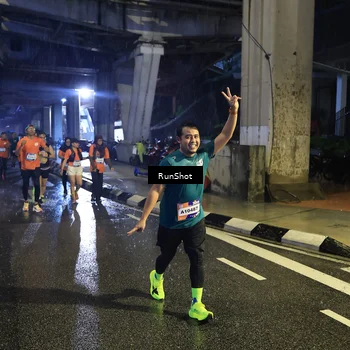 Runner Photo 7911737