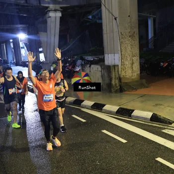 Runner Photo 7911738