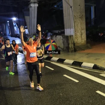 Runner Photo 7911739