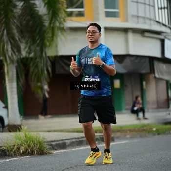 Runner Photo 7911740