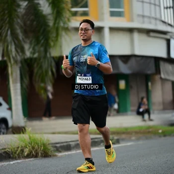 Runner Photo 7911744